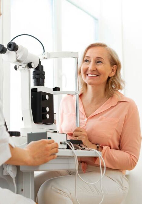 Eye-Doctor-Client-Patient-Specialty-Eye-Photo Eye-Doctor-Client-Patient-Specialty-Eye-Photo
