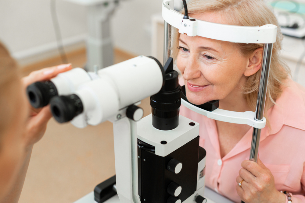 Eye Exam Before Macular Hole Surgery